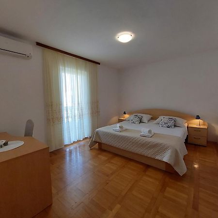 Apartmani Rahela Водице Екстер'єр фото